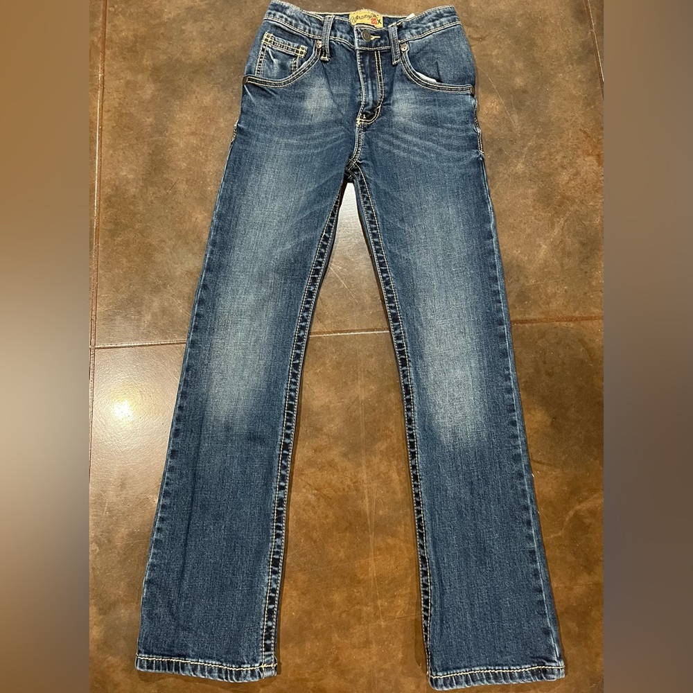 Boys Wranglers 20X Jeans, size 12 Slim, EUC